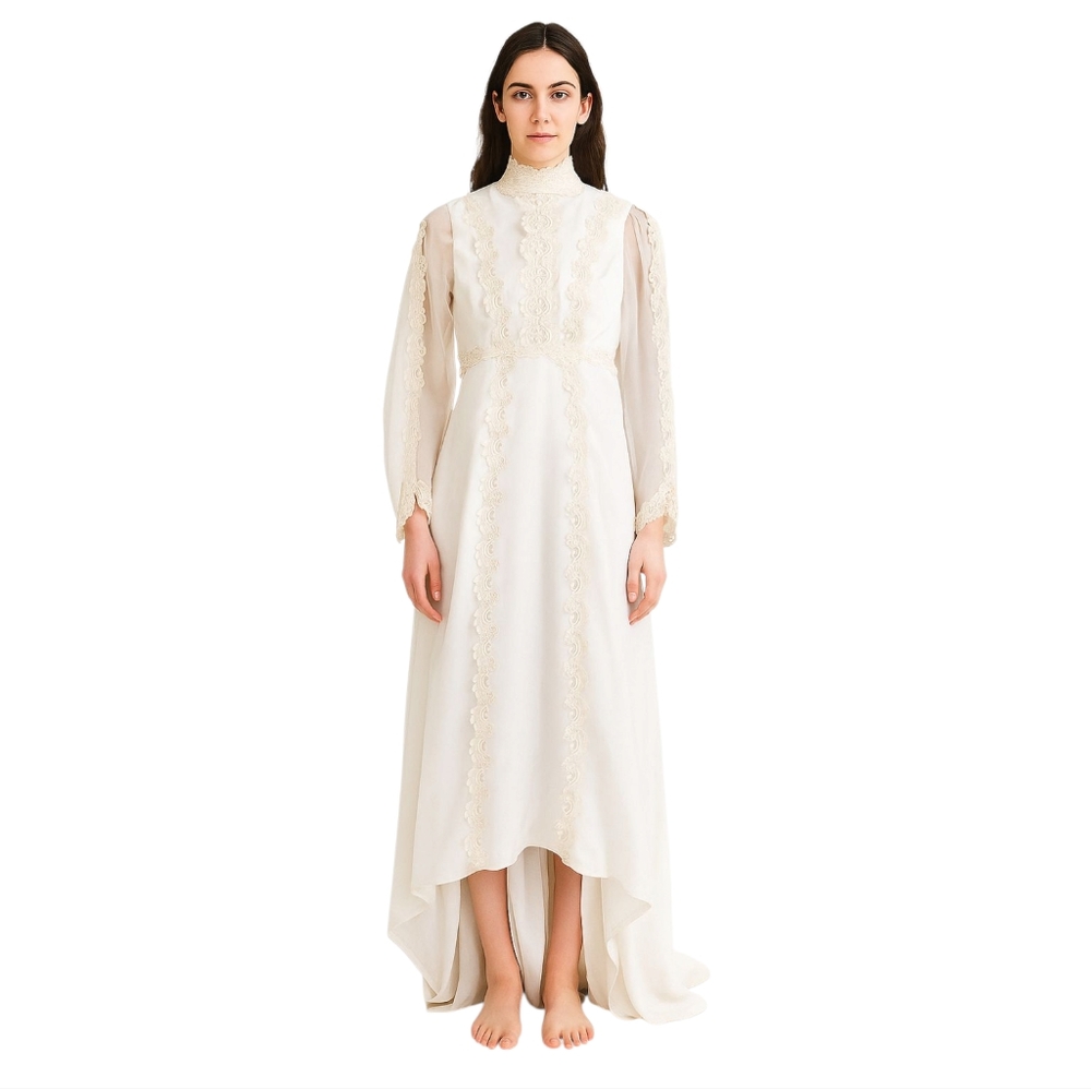 MONTGOMERY WARD VINTAGE 70's wedding gown long sleeve in white size 9/10
